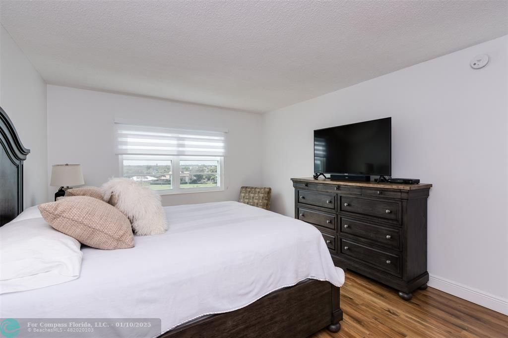 2500 Northeast 48th Lane, Unit 609 Fort Lauderdale, FL 33308 - Photo 28 of 36