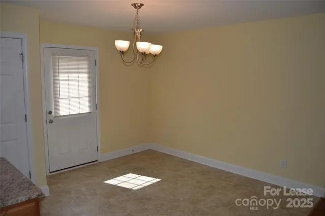 $1,800 | 132 Springfield Road, Statesville, NC 28625