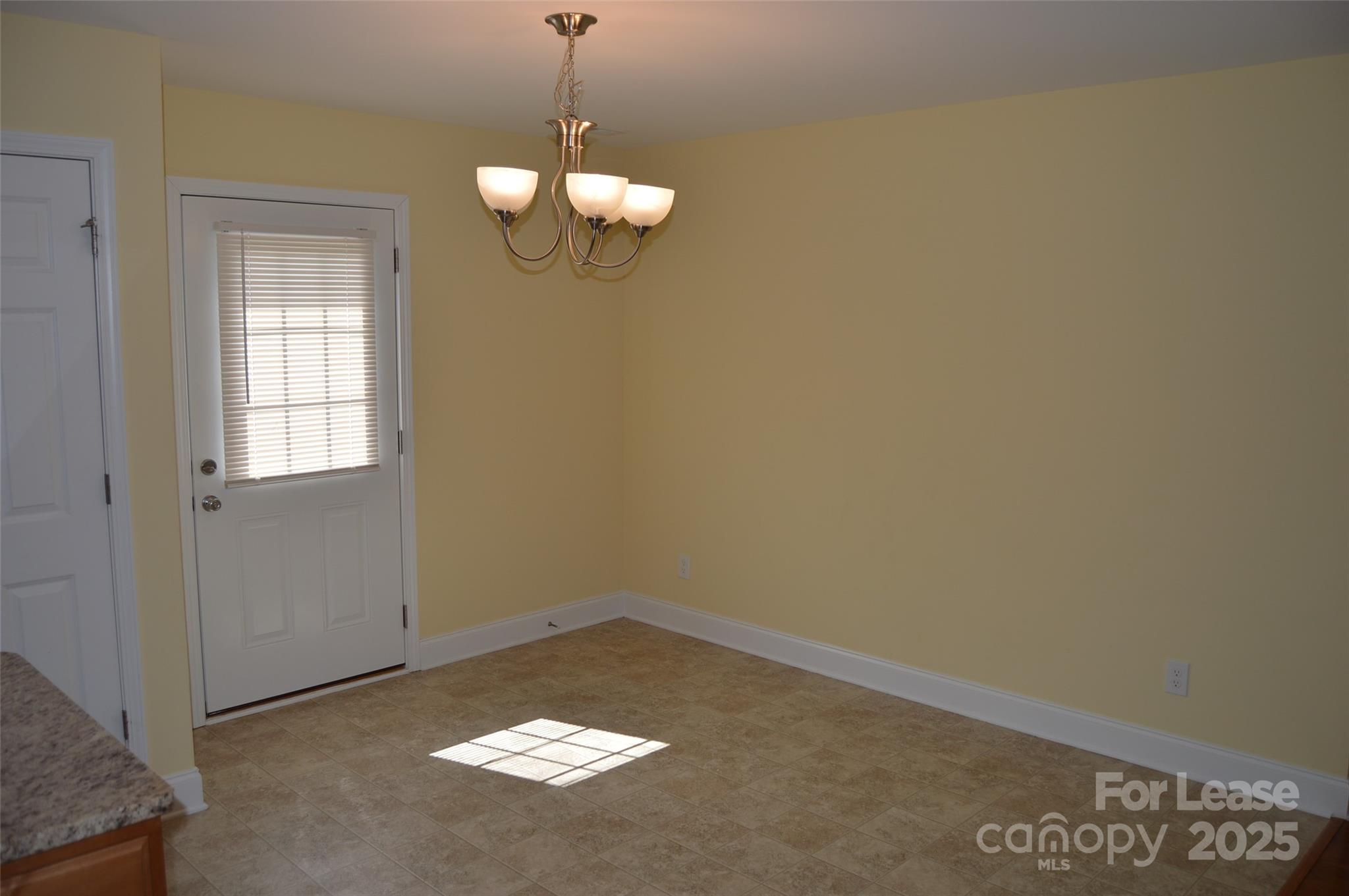 132 Springfield Road Statesville, NC 28625 - Photo 3 of 16