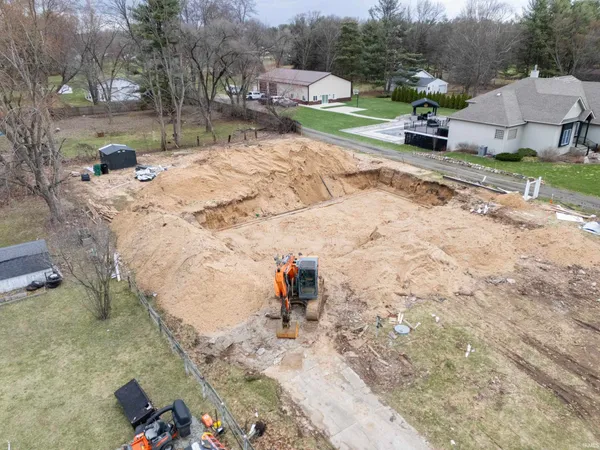 $799,000 | 13733 Brick Road, Granger, IN 46530