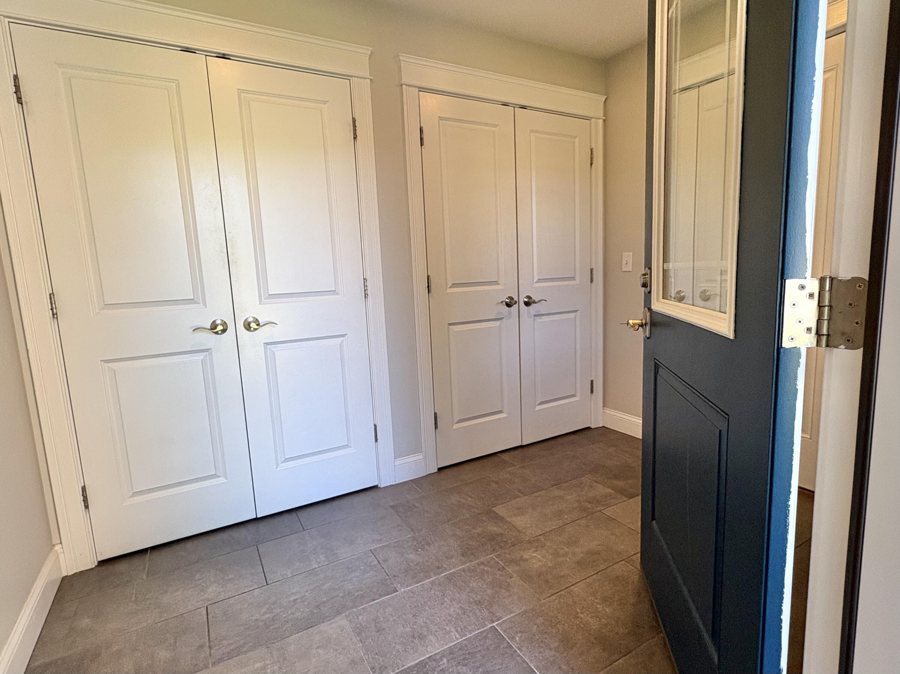 35 Quail Ridge Standish, ME 04084 - Photo 4 of 54 Entry way
