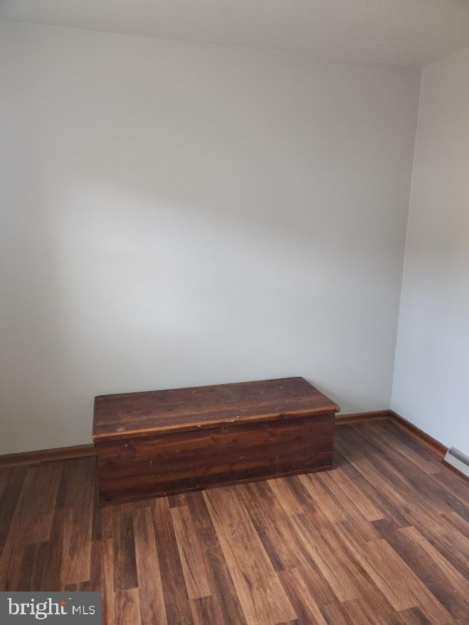 10314 Hyndman Road Manns Choice, PA 15550 - Photo 25 of 54 a room with a couch