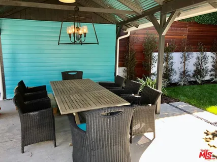 $8,250 | 4217 Irvine Avenue, Studio City, CA 91604