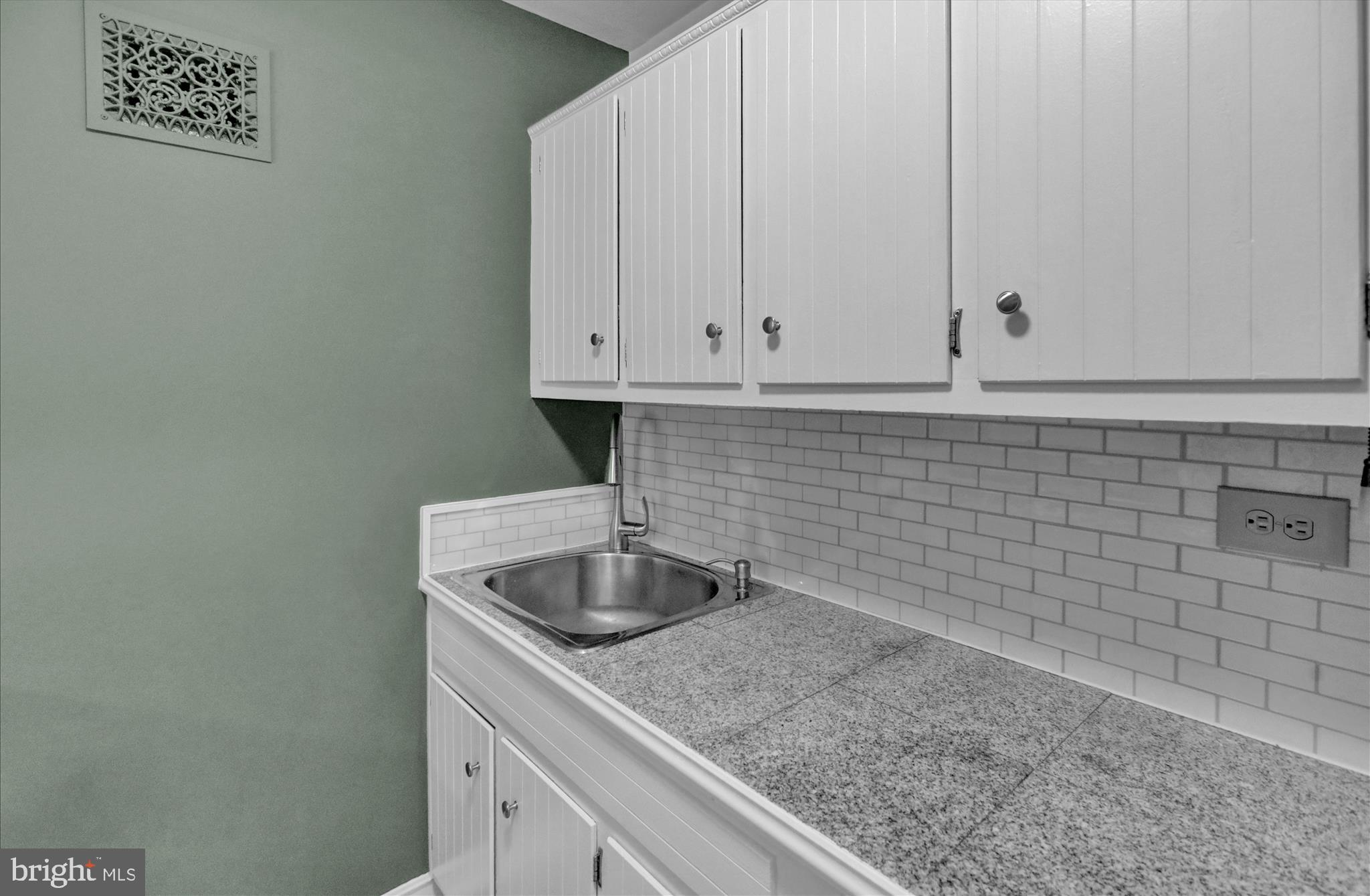 1517 Hill Road, Unit 3A Reading, PA 19602 - Photo 14 of 30 360_2139