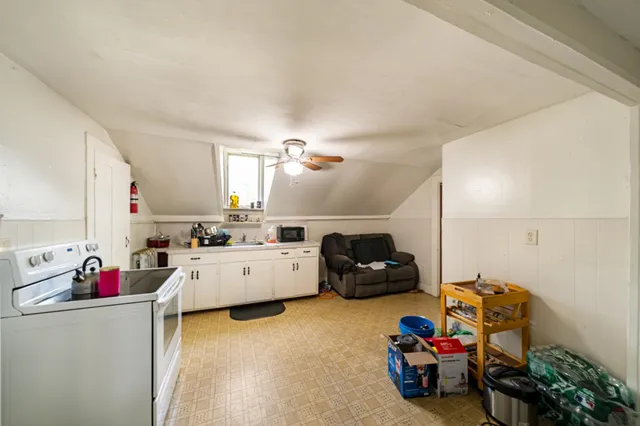 $530,000 | 13-15 Green Street, Claremont, NH 03743