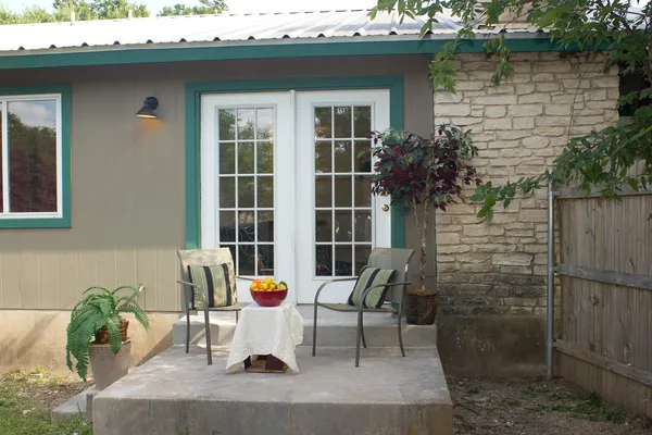 $1,715 | 5013 Cape Verde Cove, Unit A, Austin, TX 78744