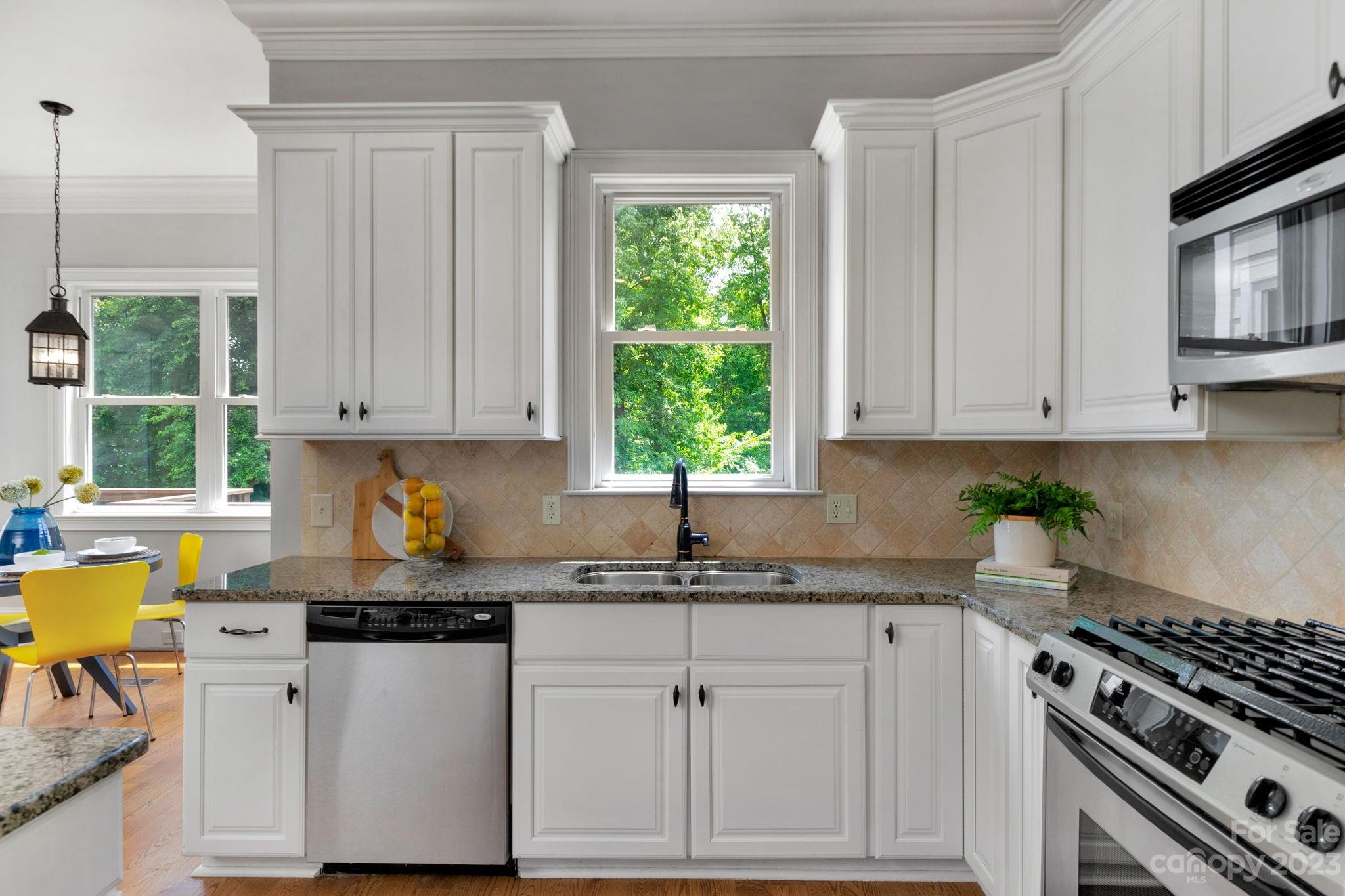 1320 Ivey Drive Charlotte, NC 28205 - Photo 16 of 45