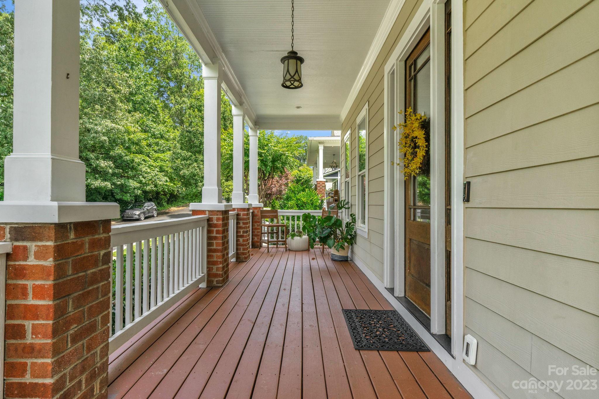 1320 Ivey Drive Charlotte, NC 28205 - Photo 4 of 45