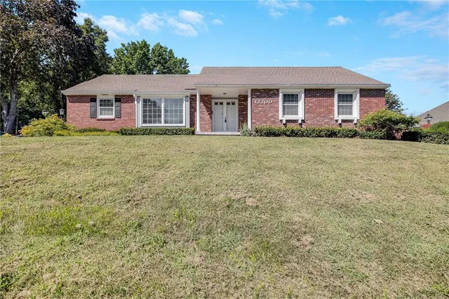 $309,900 | 12200 East 45th Terrace South, Independence, MO 64055