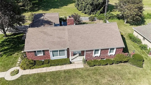 $309,900 | 12200 East 45th Terrace South, Independence, MO 64055