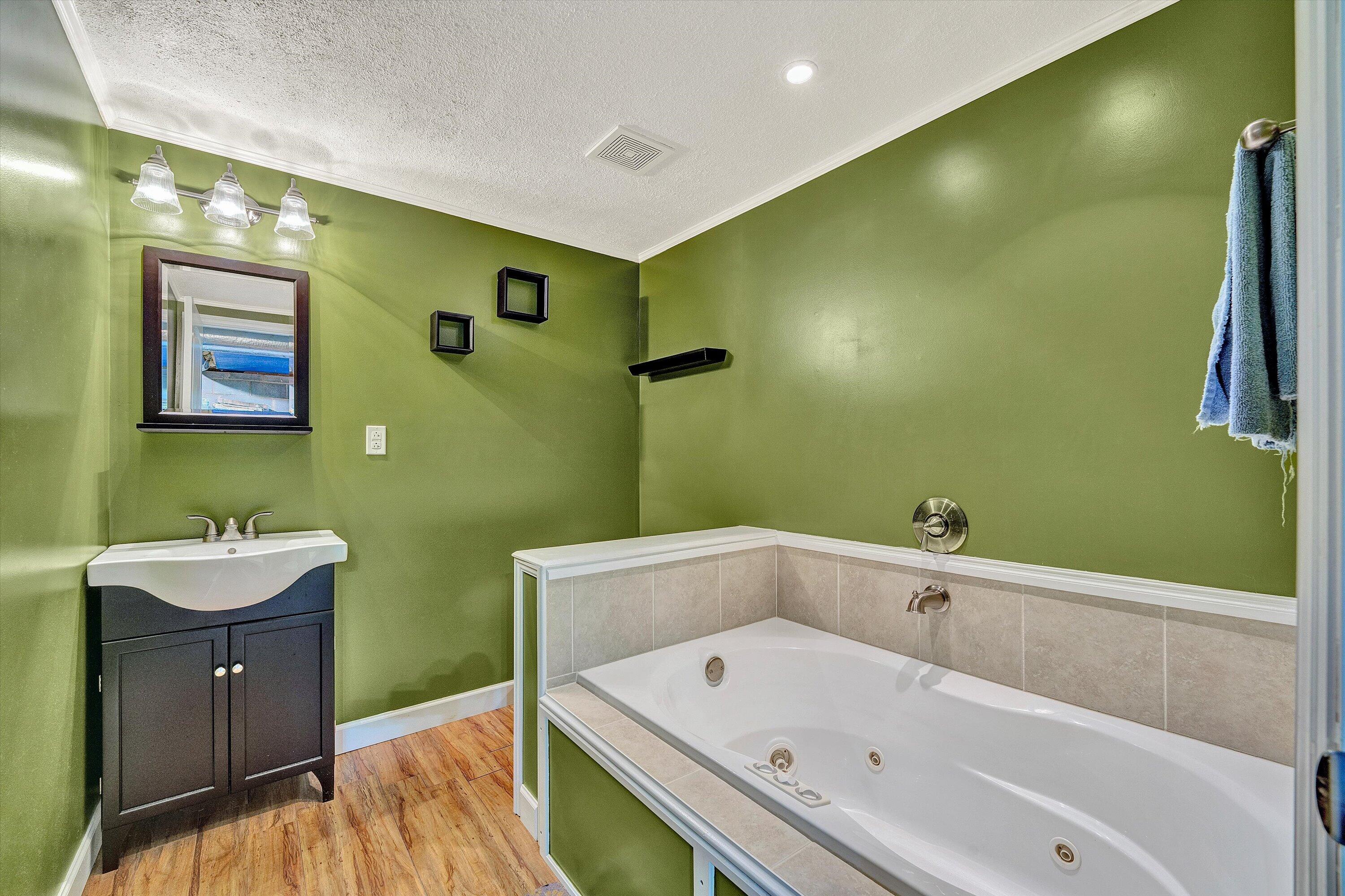 413 Falcon Ridge Road Rocky Mount, VA 24151 - Photo 22 of 28 Basement Full Bath