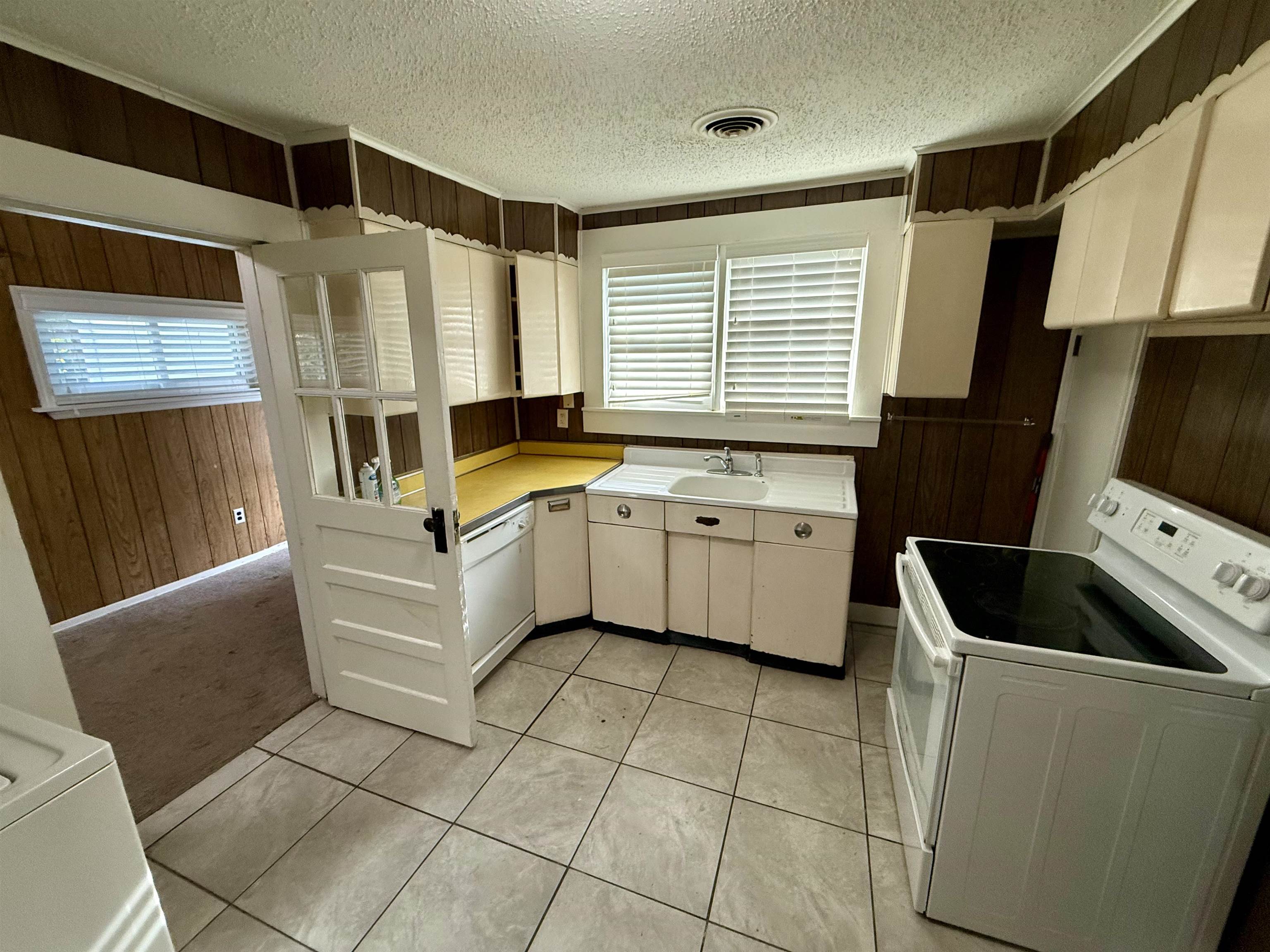 8641 Ellis Road Bartlett, TN 38133 - Photo 7 of 20 Gallery Image 7