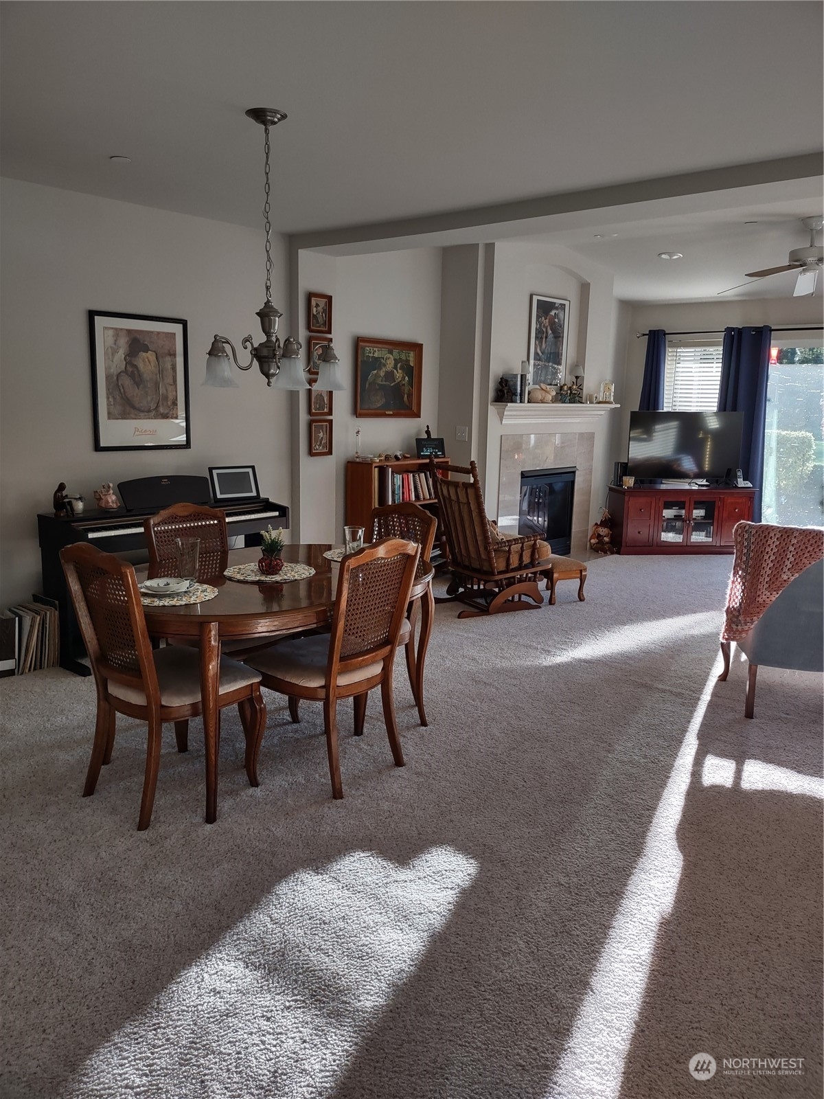 160 East Soderberg Road, Unit G19 Allyn, WA 98524 - Photo 19 of 38 a view of a livingroom and dining room