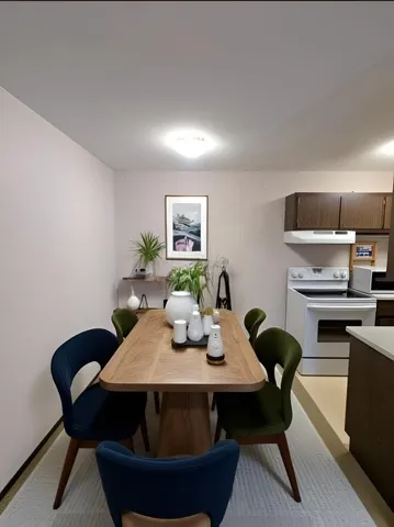 $72,900 | 2005 East 122nd Street, Unit A14, Burnsville, MN 55337