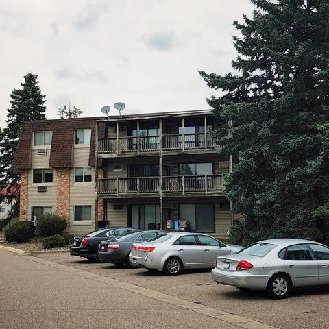 $72,900 | 2005 East 122nd Street, Unit A14, Burnsville, MN 55337