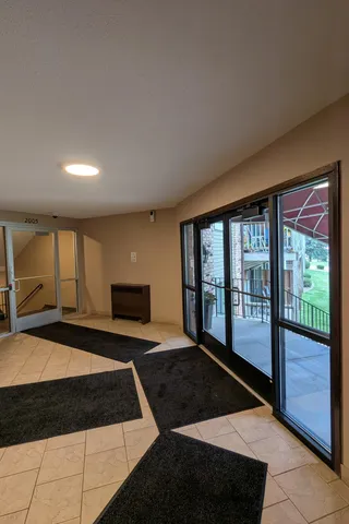 $72,900 | 2005 East 122nd Street, Unit A14, Burnsville, MN 55337