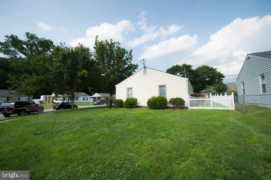 311 Atkinson Road Wilmington, DE 19804 - Photo 3 of 12 Gallery Image 3