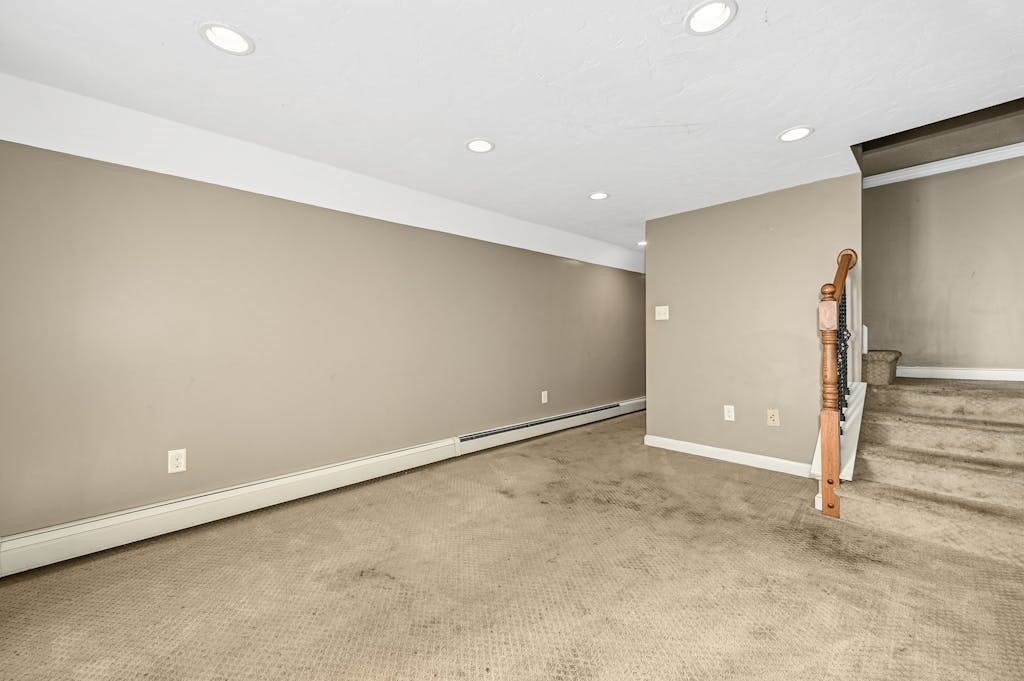 45 Kenberma Road Worcester, MA 01604 - Photo 16 of 29 Gallery Image 16