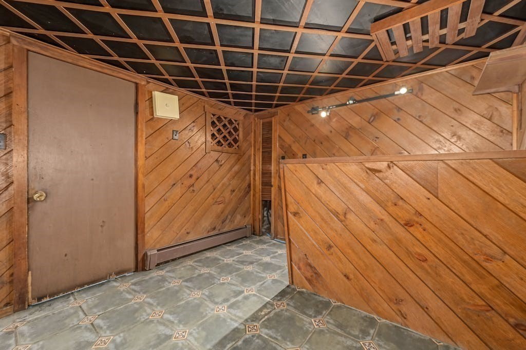45 Kenberma Road Worcester, MA 01604 - Photo 20 of 29 Gallery Image 20