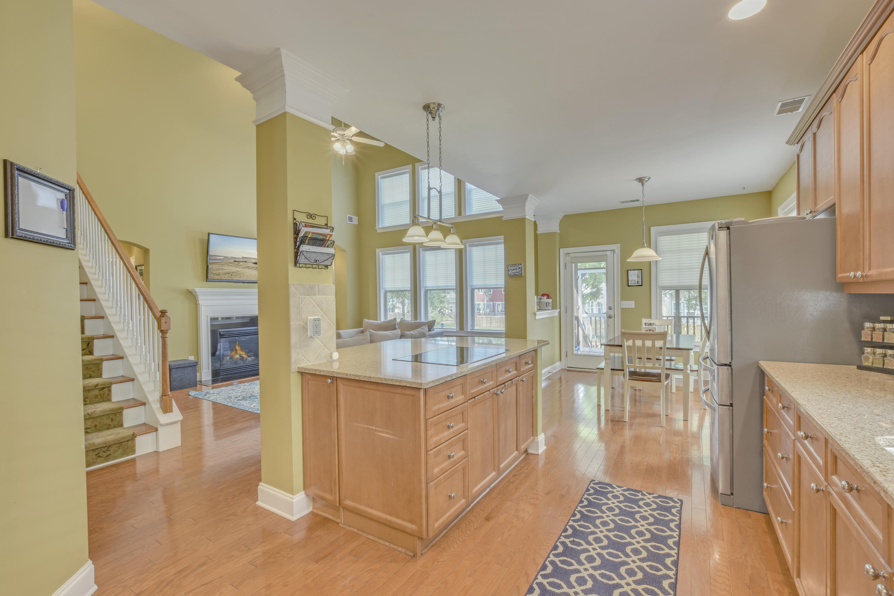 116 Ashley Bluffs Road Summerville, SC 29485 - Photo 23 of 64 Kitchen beautiful gleaming counters and