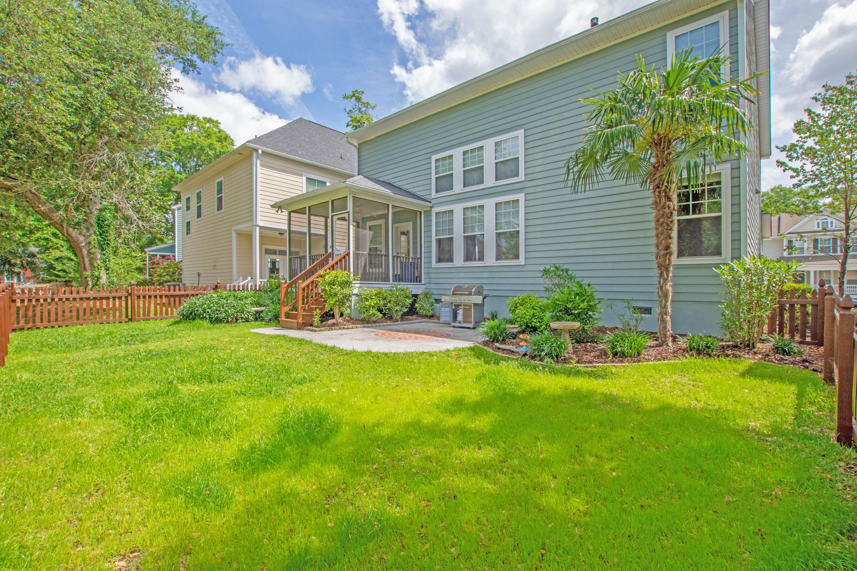 116 Ashley Bluffs Road Summerville, SC 29485 - Photo 64 of 64 Back Yard Right Side