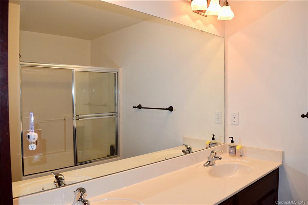 634 Raphael Place, Unit 634 Charlotte, NC 28205 - Photo 14 of 24
