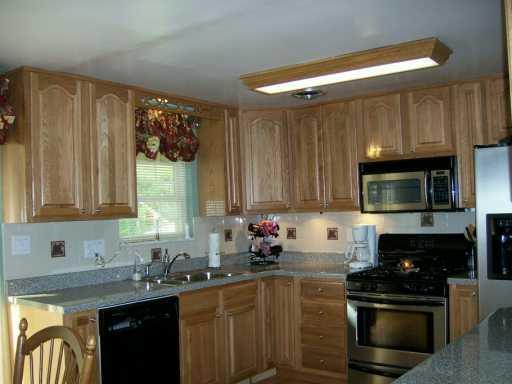 2003 Canyon Drive McKees Rocks, PA 15136 - Photo 2 of 8 Other.