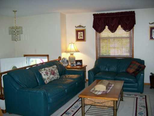 2003 Canyon Drive McKees Rocks, PA 15136 - Photo 4 of 8 Other.