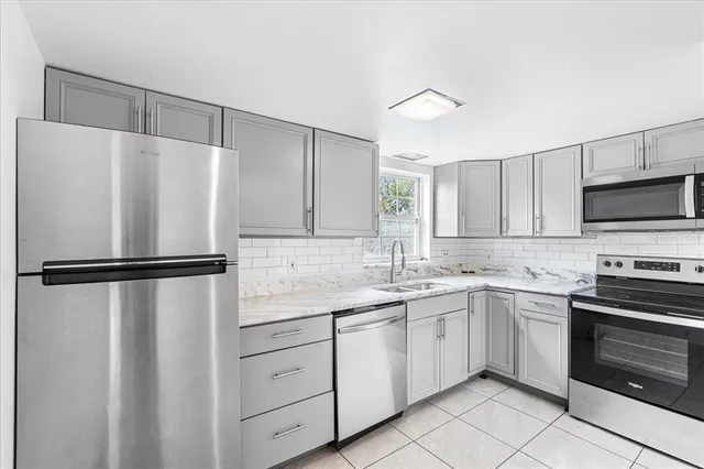 $159,000 | 1114 85th Terrace North, Unit D, St. Petersburg, FL 33702