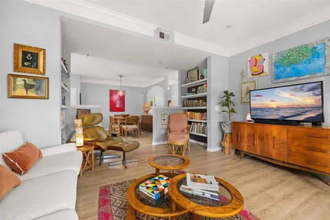 $319,900 | 215 Longview Avenue, Unit 104, Celebration, FL 34747