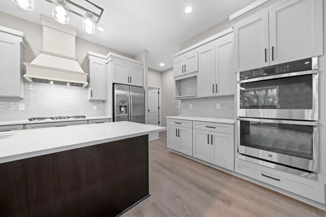 $749,900 | 8556 Carberry Lane, Roscoe, IL 61073