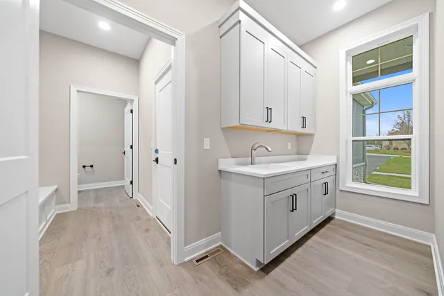 $749,900 | 8556 Carberry Lane, Roscoe, IL 61073