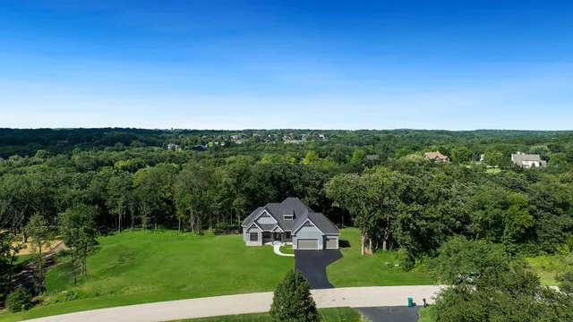 $749,900 | 8556 Carberry Lane, Roscoe, IL 61073