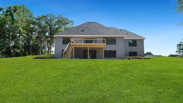 $749,900 | 8556 Carberry Lane, Roscoe, IL 61073