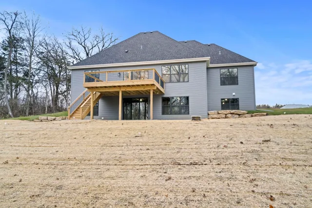 $749,900 | 8556 Carberry Lane, Roscoe, IL 61073