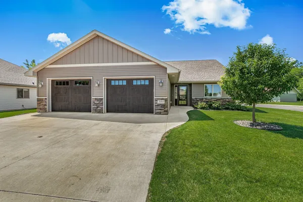 $399,900 | 101 Barry Loop Northwest, Richmond, MN 56368