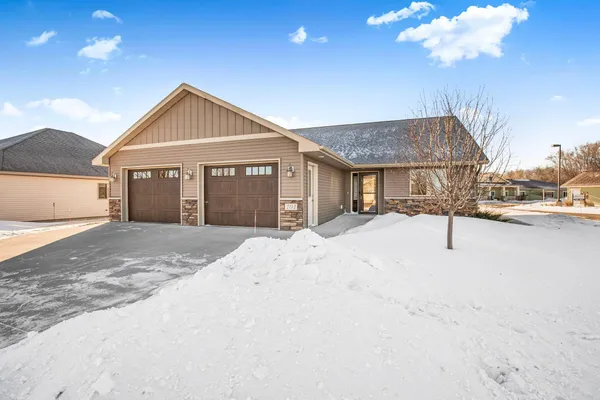 $399,900 | 101 Barry Loop Northwest, Richmond, MN 56368