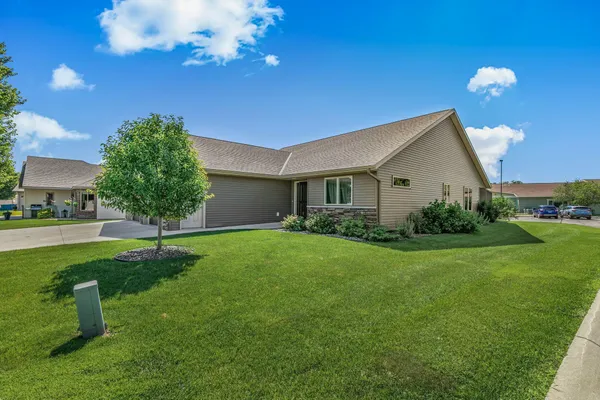 $399,900 | 101 Barry Loop Northwest, Richmond, MN 56368