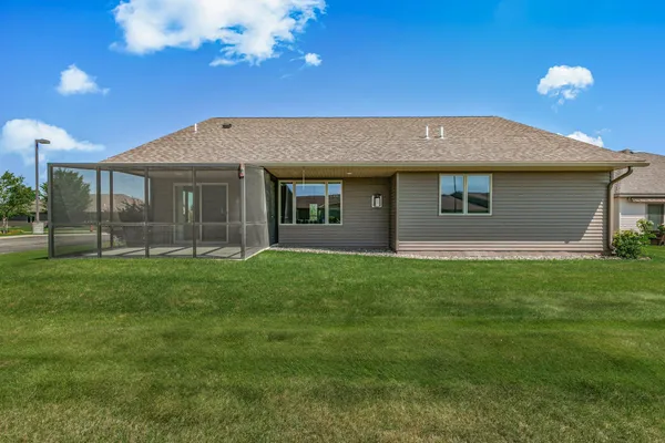 $399,900 | 101 Barry Loop Northwest, Richmond, MN 56368
