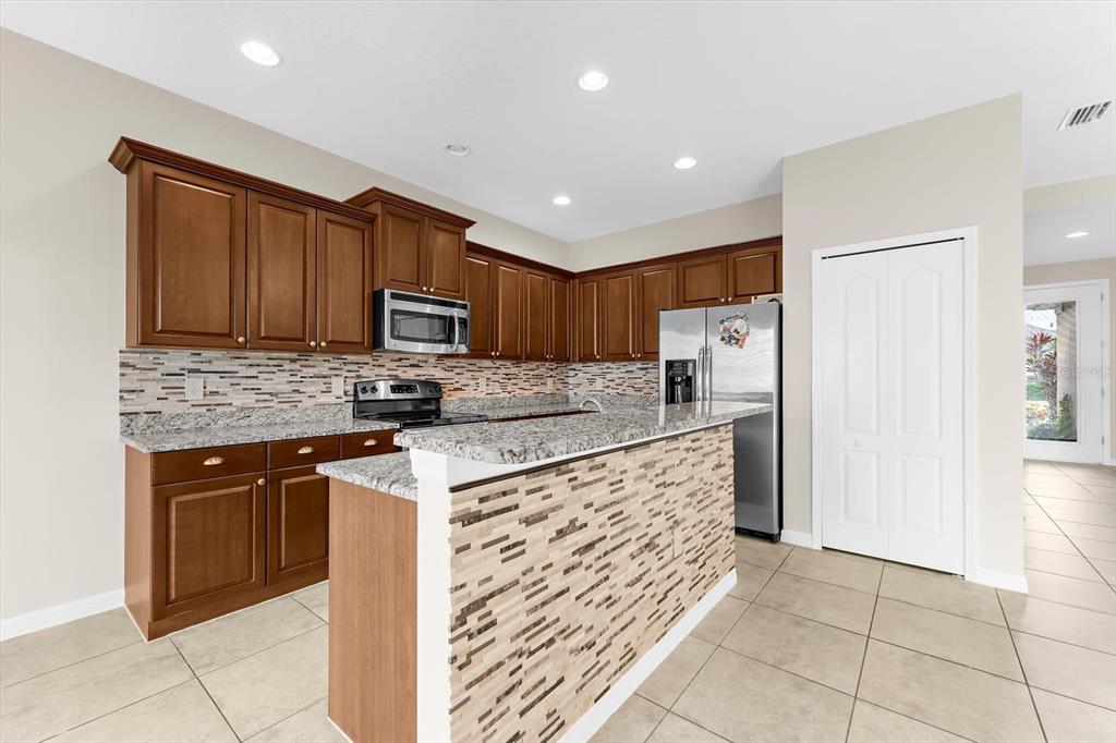 4326 Forest Creek Trail Parrish, FL 34219 - Photo 13 of 73