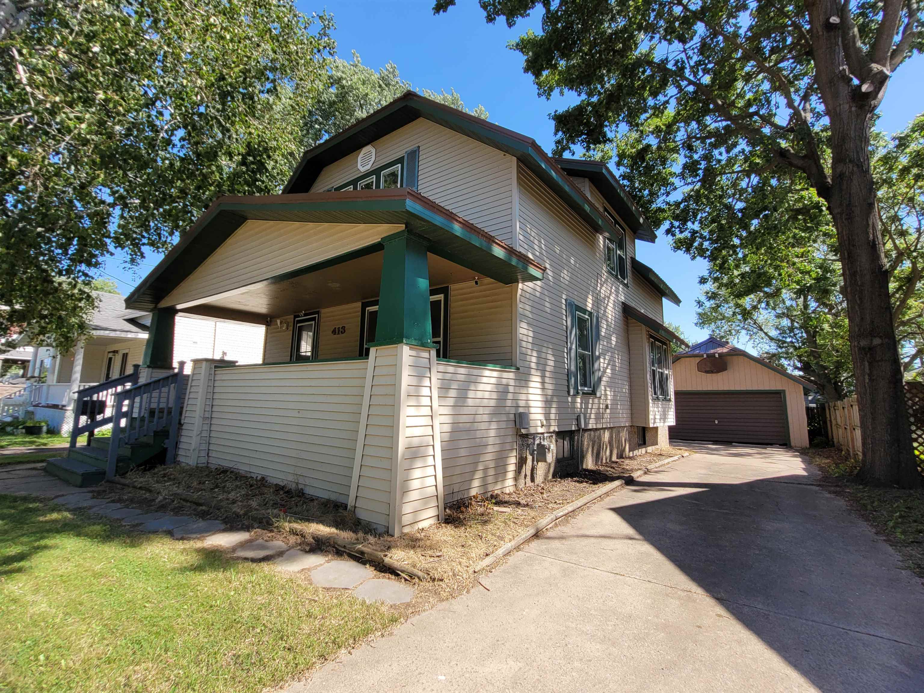 413 5th Avenue Antigo, WI 54409 - Photo 3 of 28