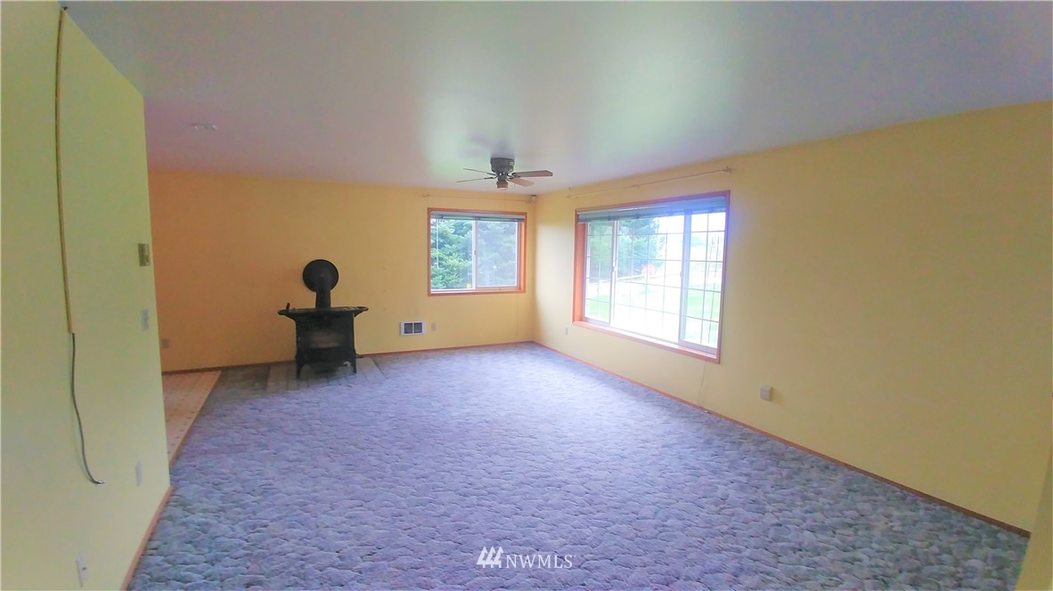 223 Spencer Road Sequim, WA 98382 - Photo 12 of 24
