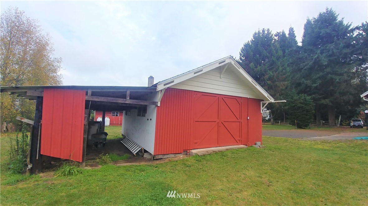 223 Spencer Road Sequim, WA 98382 - Photo 8 of 24