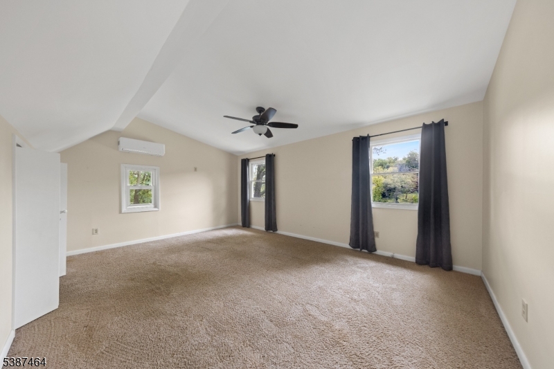 66 West Shore Drive Vernon, NJ 07462 - Photo 11 of 40