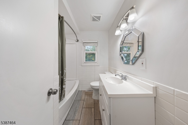 66 West Shore Drive Vernon, NJ 07462 - Photo 14 of 40