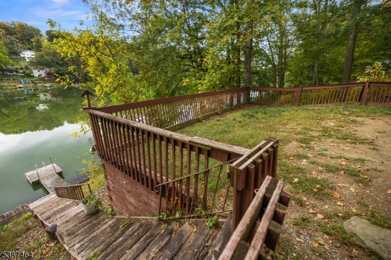 66 West Shore Drive Vernon, NJ 07462 - Photo 23 of 40