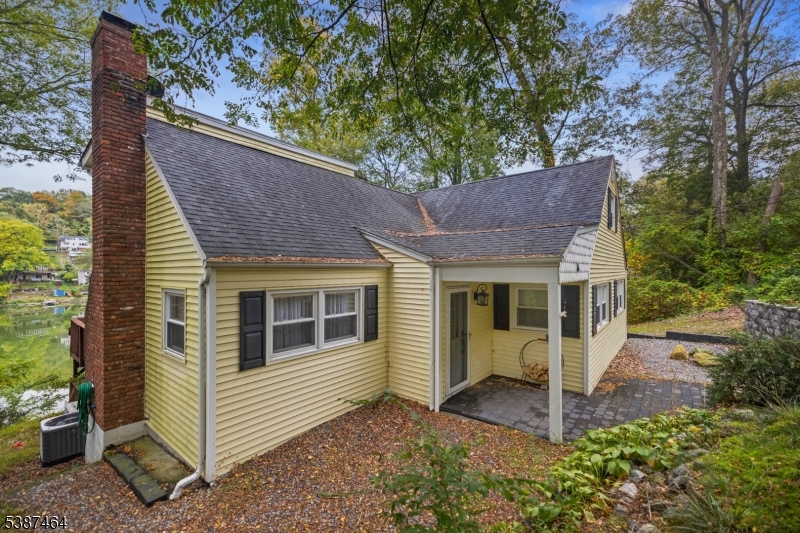 66 West Shore Drive Vernon, NJ 07462 - Photo 37 of 40