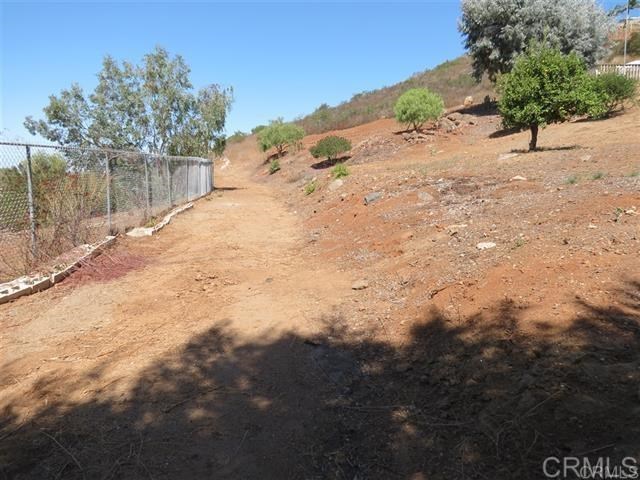 Edgehill Rd Vista Vista, CA 92084 - Photo 4 of 20 Gallery Image 4