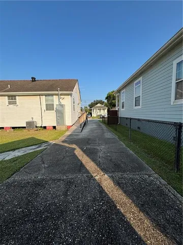 $1,550 | 815 Lebeau Street, Arabi, LA 70032