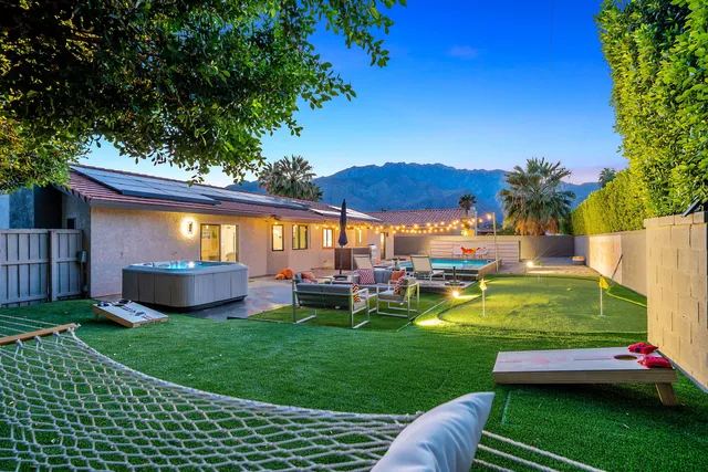 $3,950 | 2222 East Via Escuela, Palm Springs, CA 92262